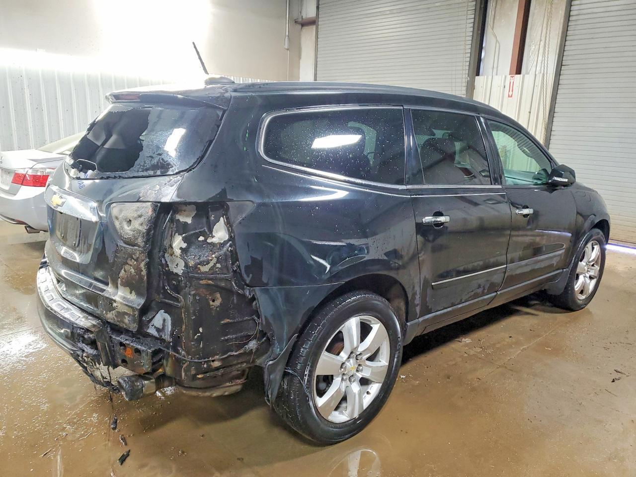 2017 Chevrolet Traverse Premier - Image 3