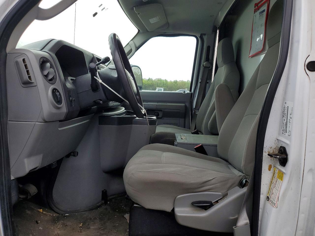 2011 Ford E350 Box Truck - Image 7