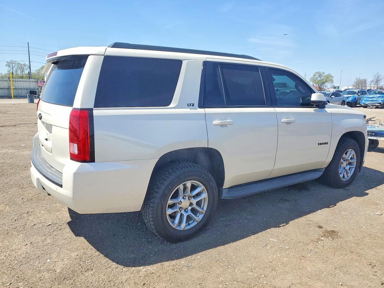 2015 Chevrolet Tahoe K1500 Lt - Фото 3