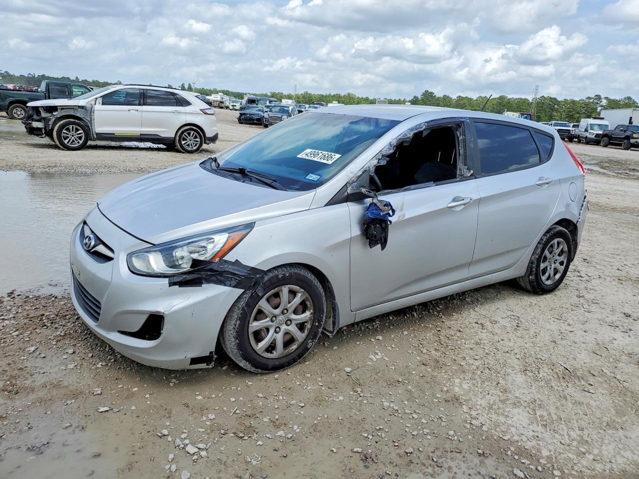 2013 Hyundai Accent Gs