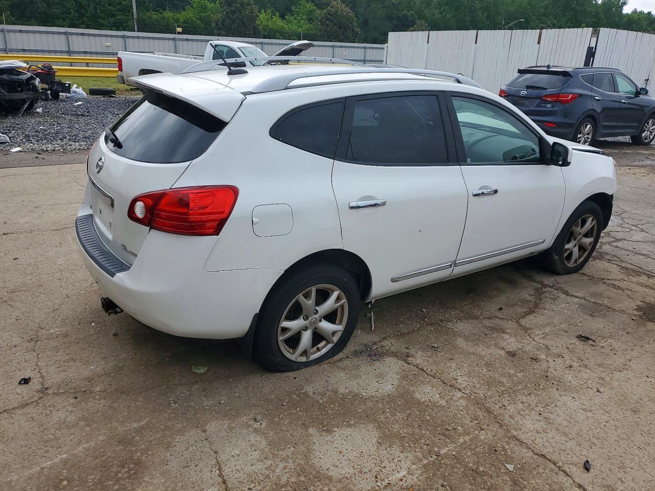 2011 Nissan Rogue S - Фото 3