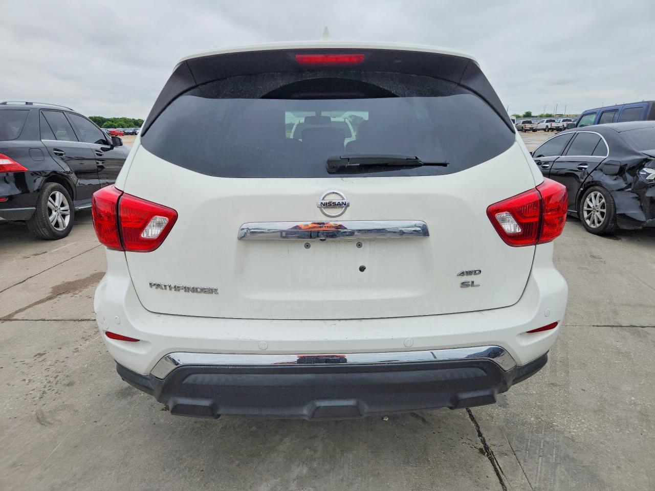 2020 Nissan Pathfinder Sl - Фото 6