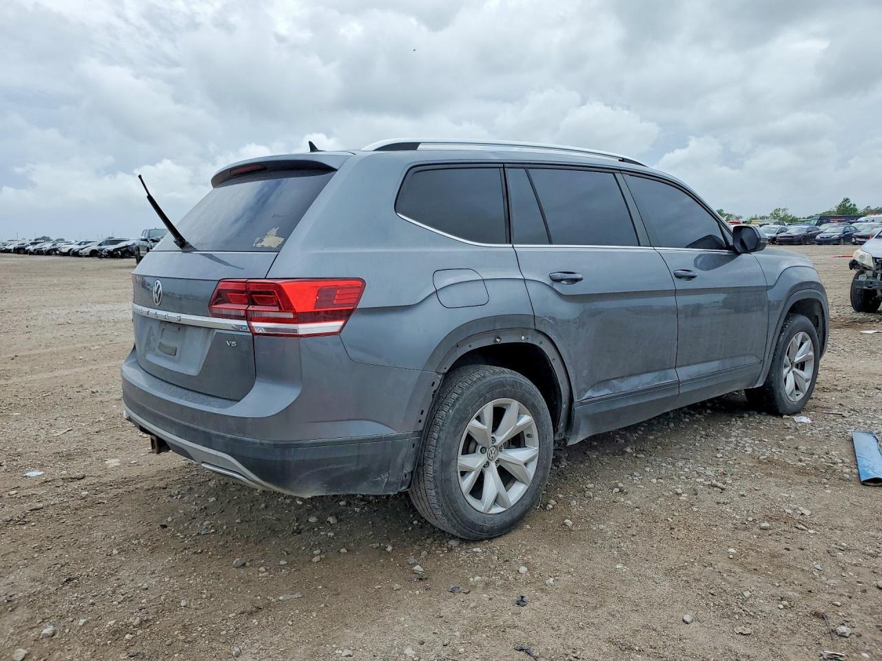 2019 Volkswagen Atlas Se - Image 3