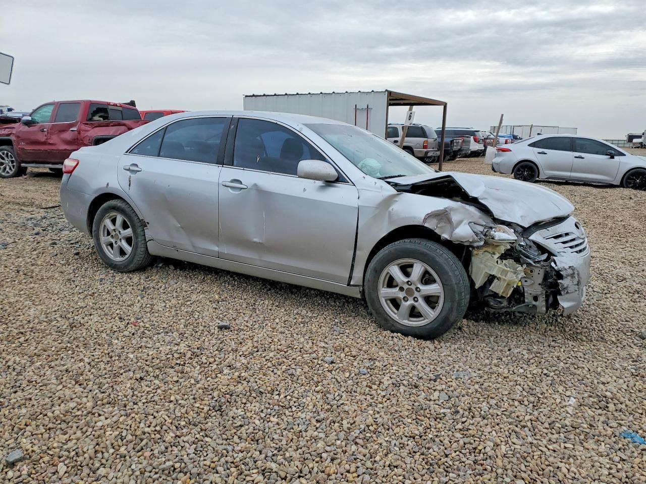 2007 Toyota Camry Le - Image 4