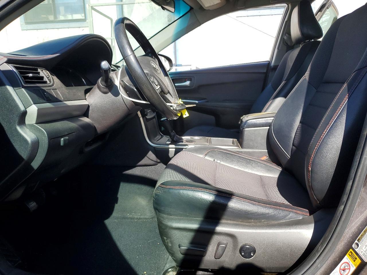 2016 Toyota Camry Se - Фото 7