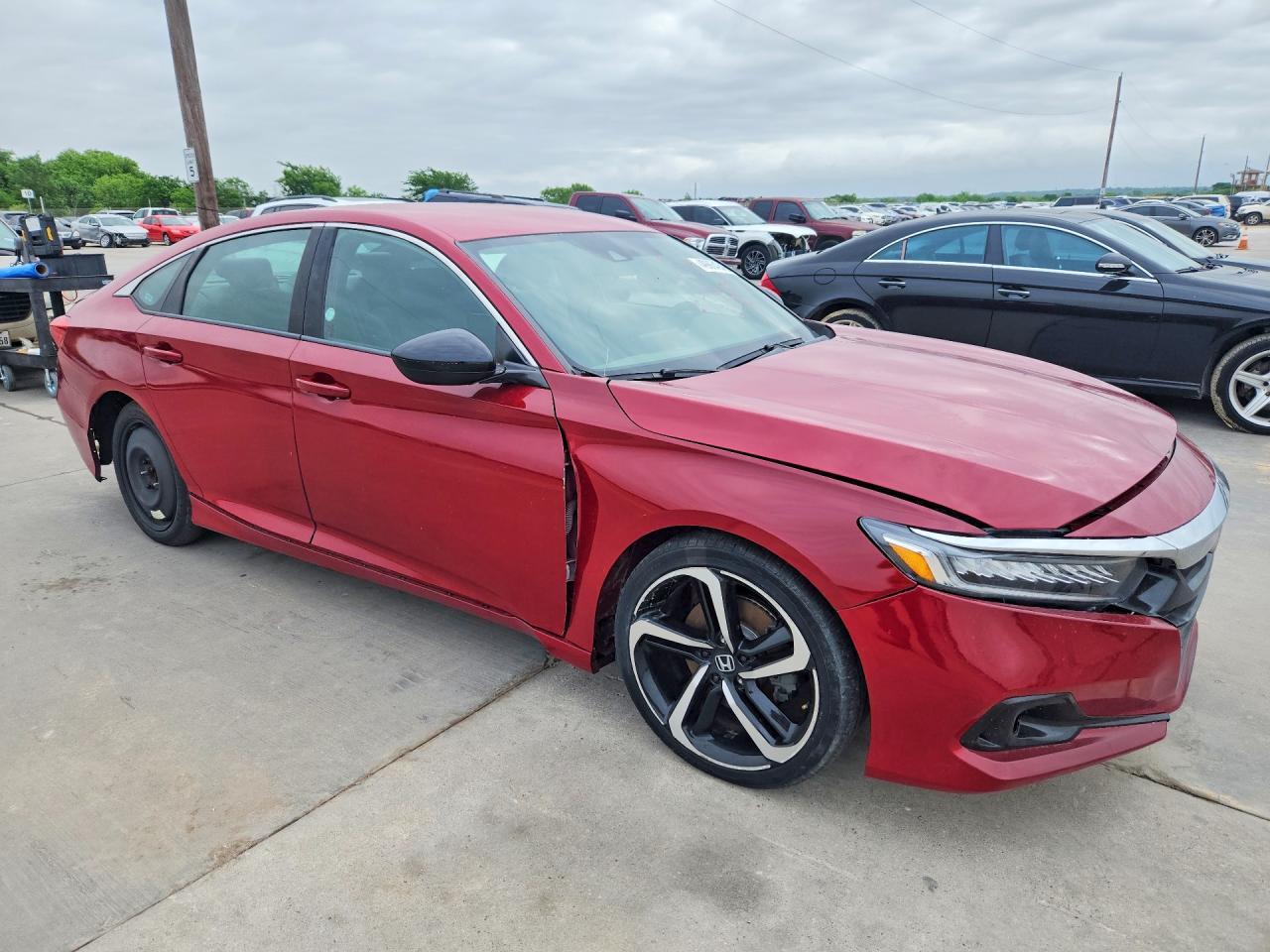 2022 Honda Accord Hybrid Sport - Image 4
