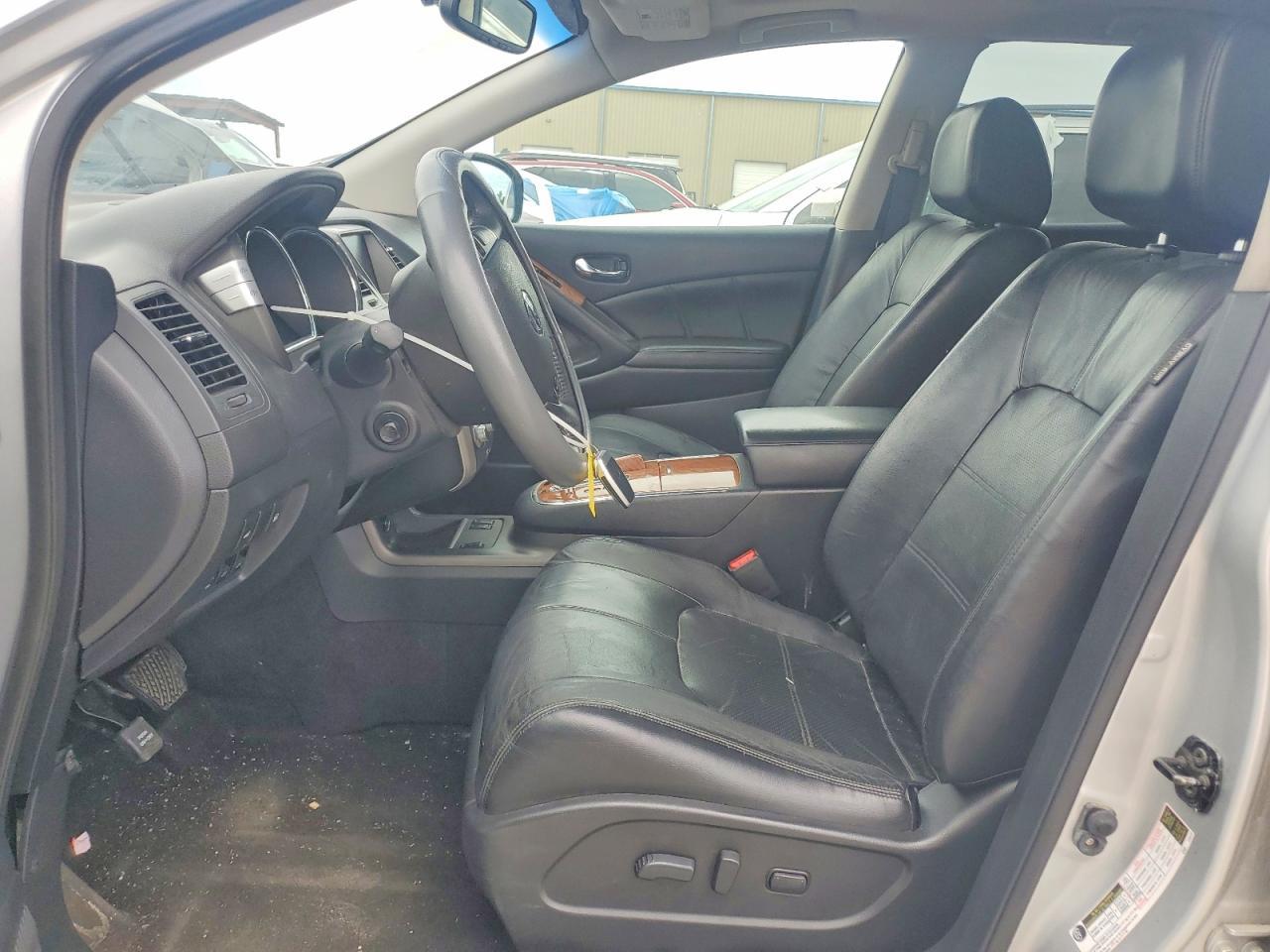 2012 Nissan Murano S - Image 7