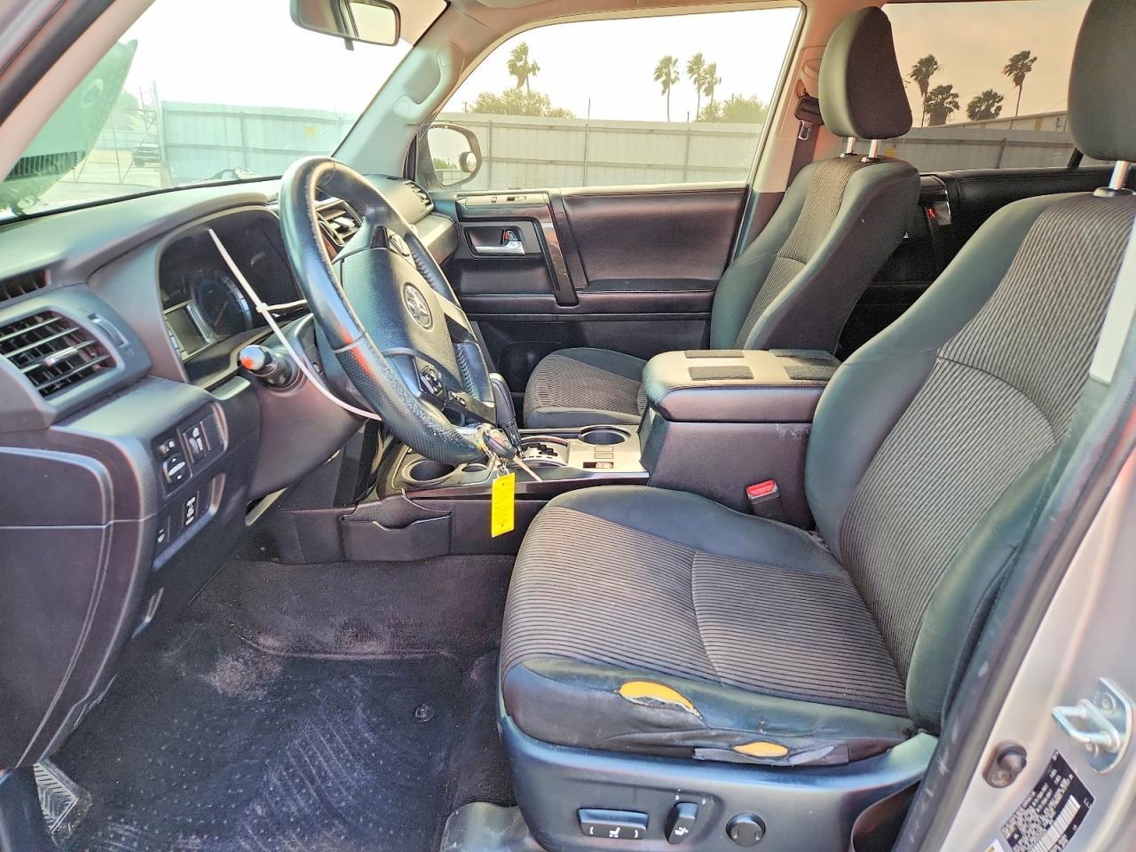 2016 Toyota 4Runner Trail - Фото 7