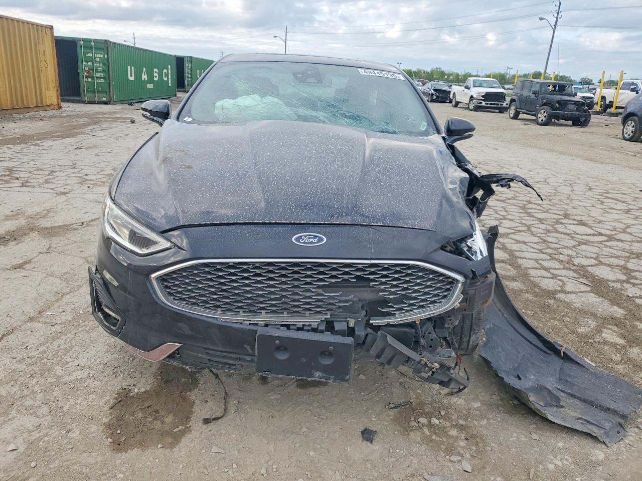 2020 Ford Fusion Titanium - Фото 5