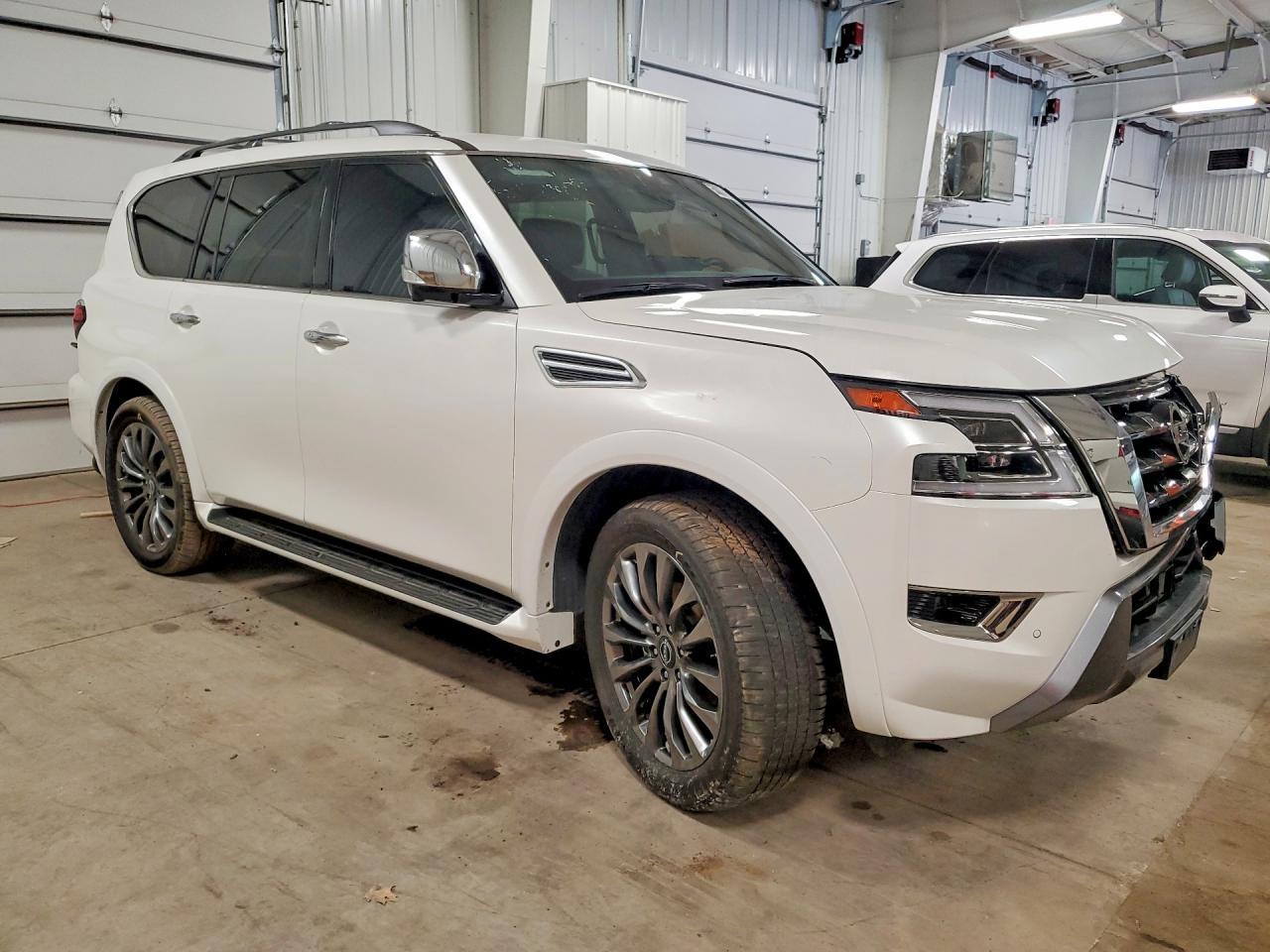2023 Nissan Armada Platinum - Фото 4