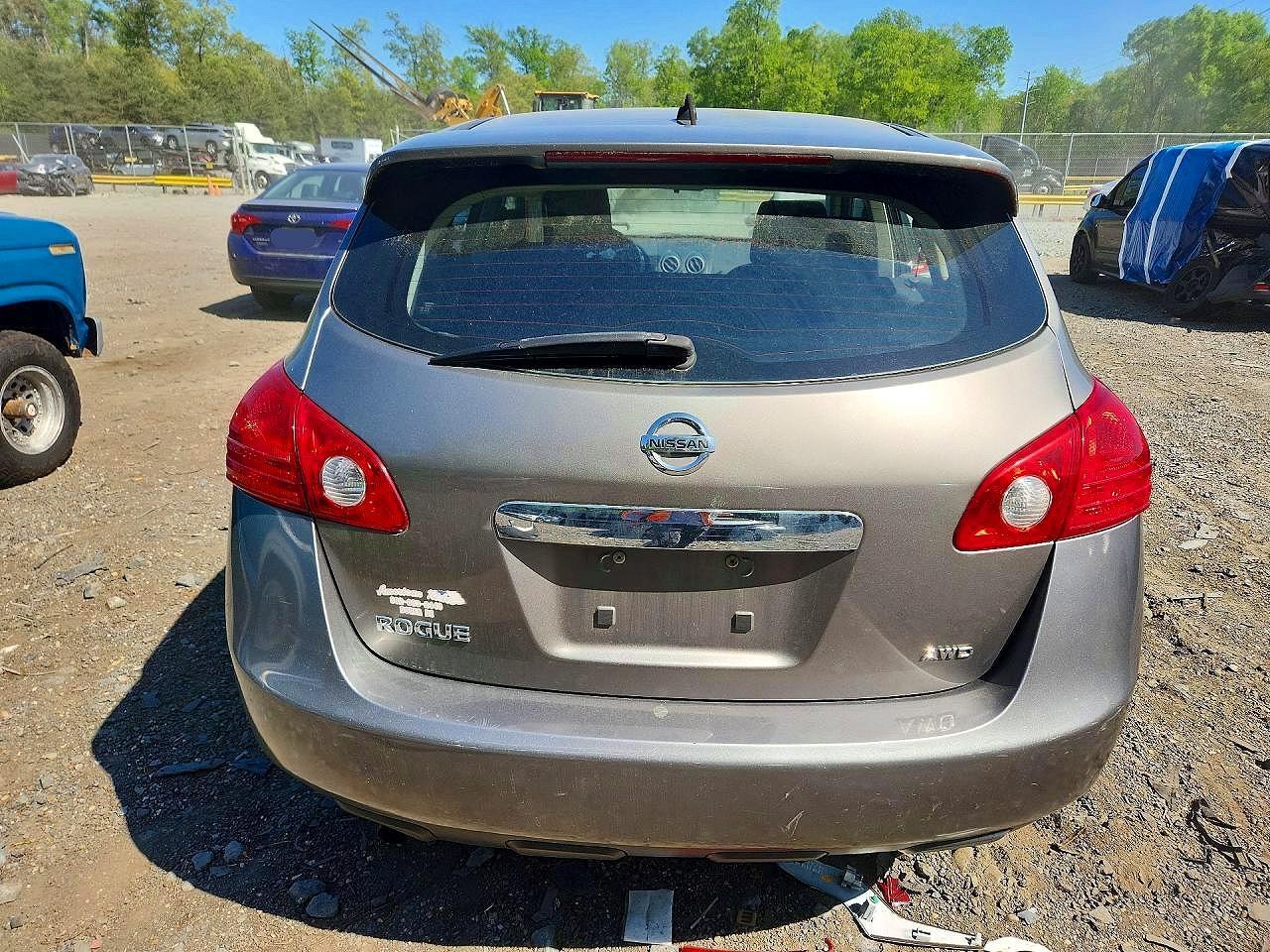 2011 Nissan Rogue S - Image 6