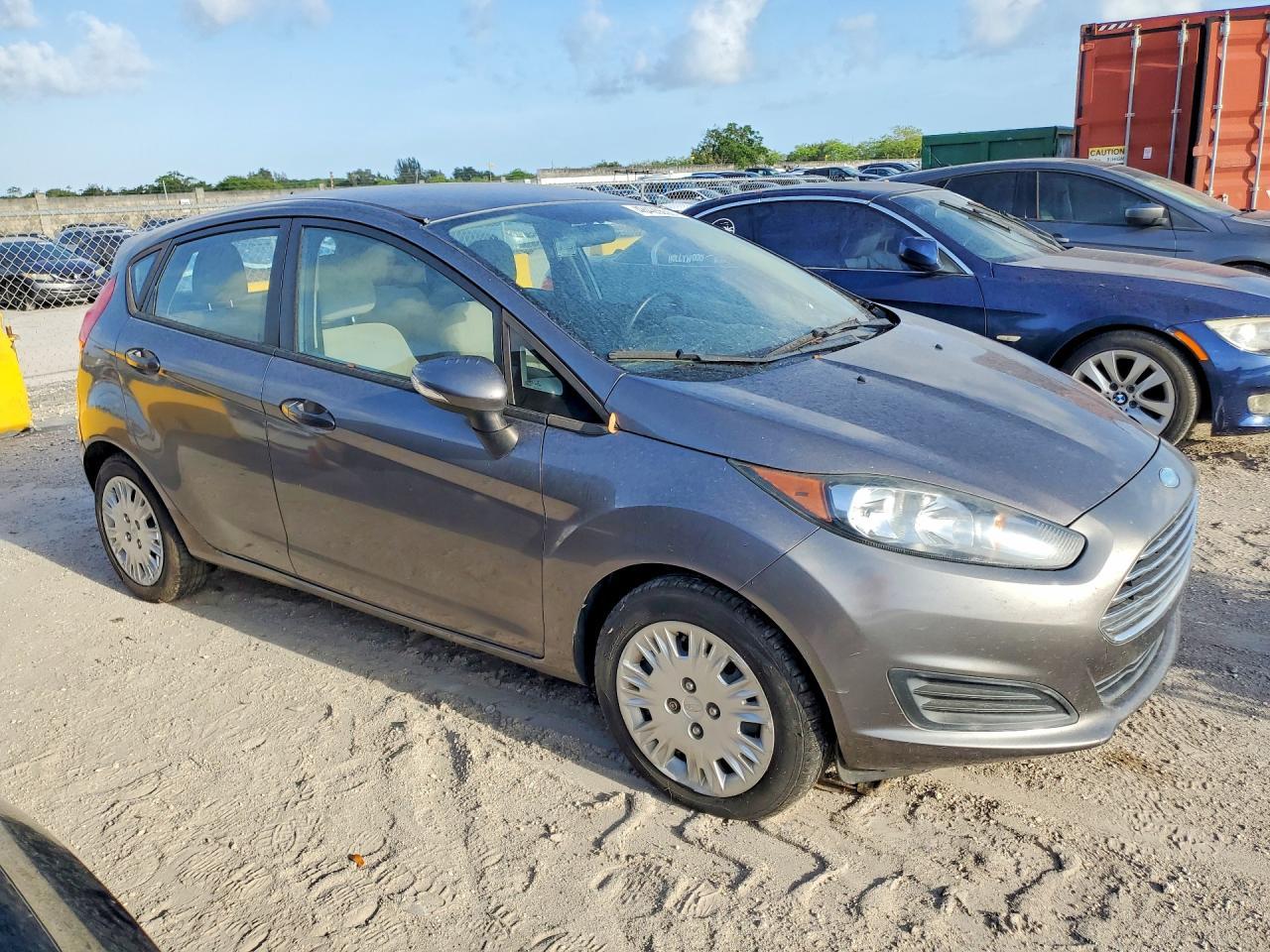 2014 Ford Fiesta Se - Image 4