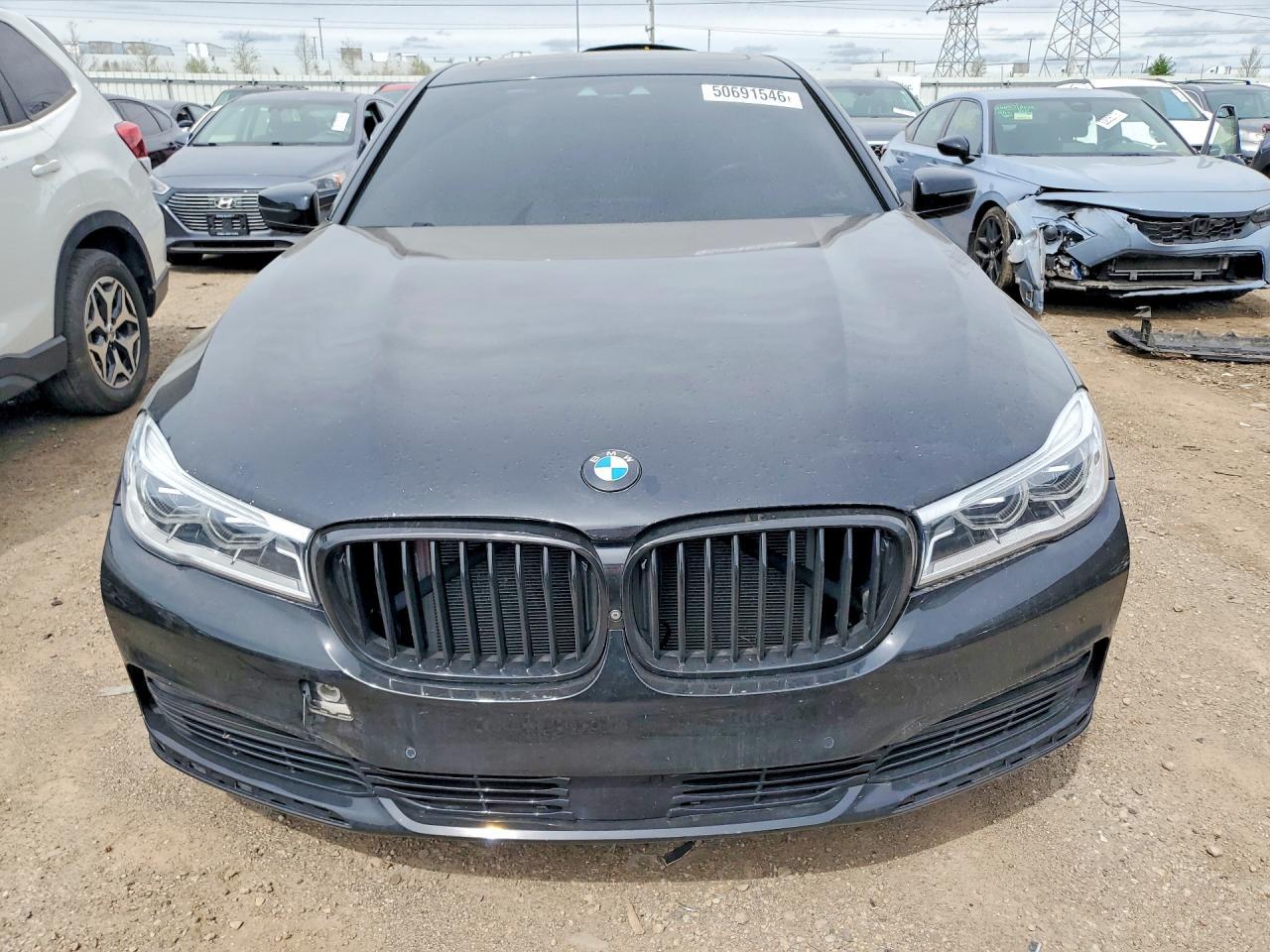 2018 BMW 750 Xi - Фото 5