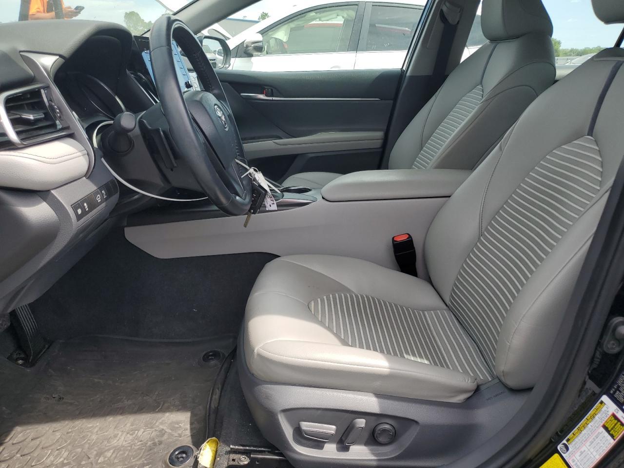 2021 Toyota Camry Se - Image 7