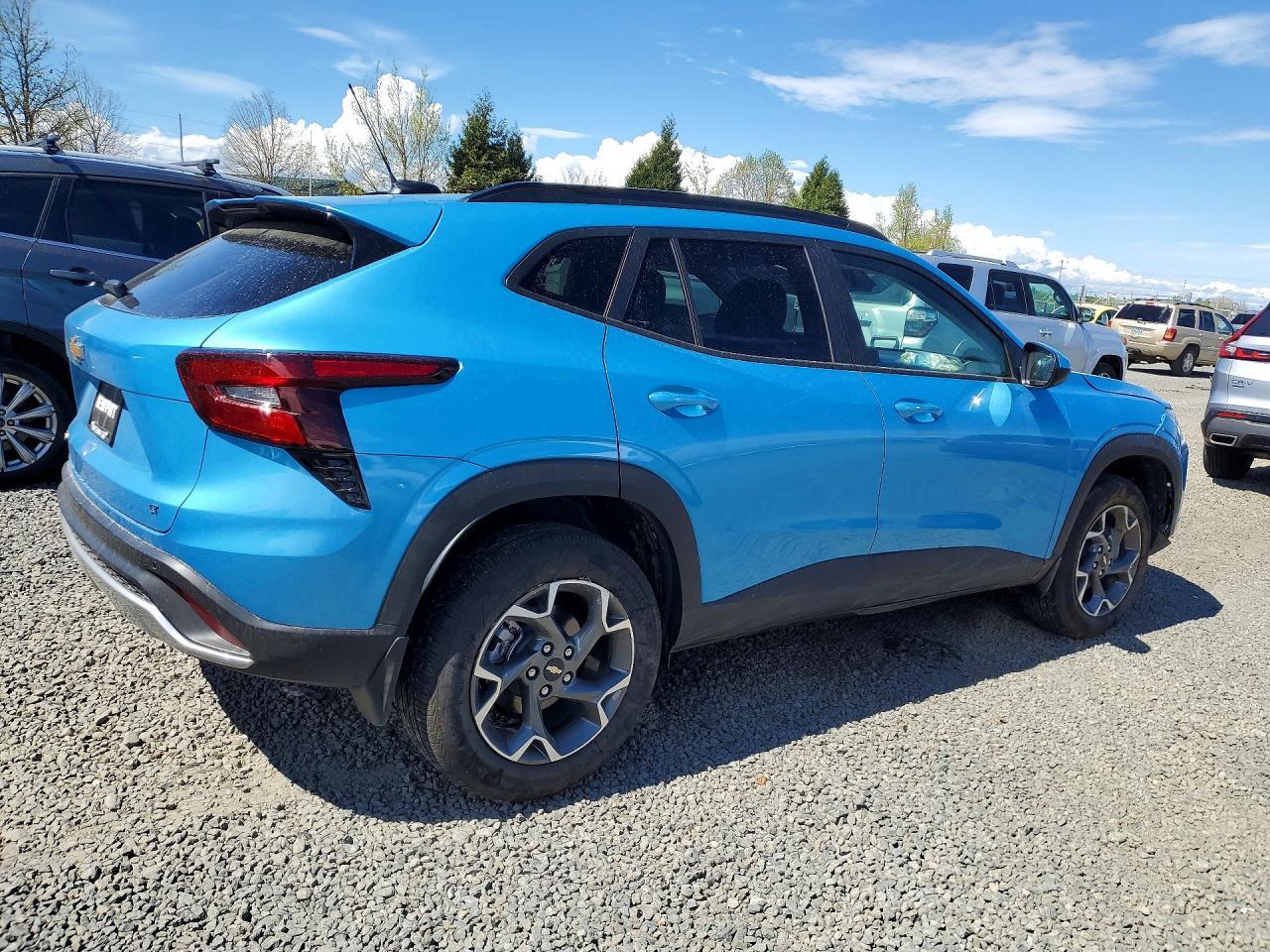 2025 Chevrolet Trax 1Lt - Image 3