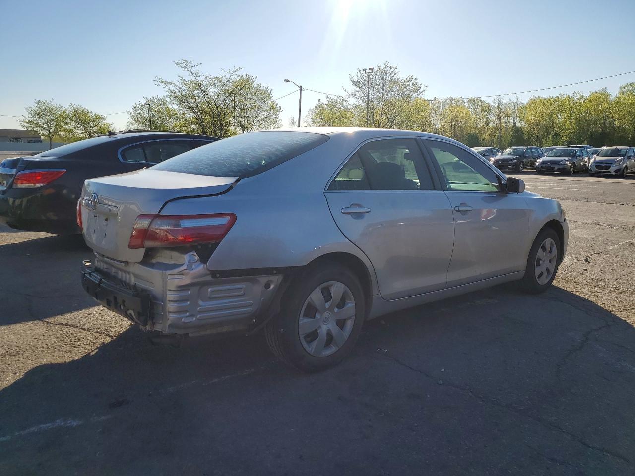 2009 Toyota Camry Base - Фото 3