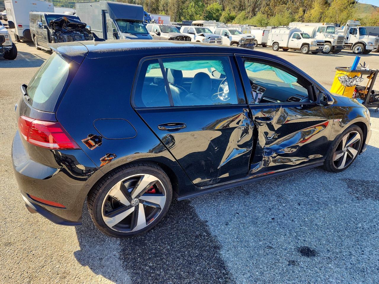 2018 Volkswagen Gti S - Фото 3