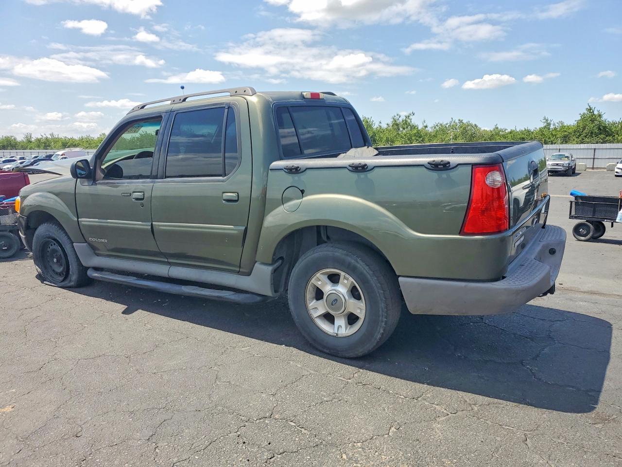 2001 Ford Explorer Sport Trac - Фото 2