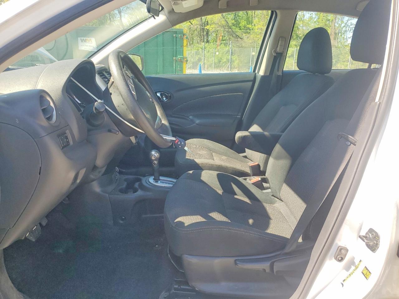 2019 Nissan Versa Sv - Image 7