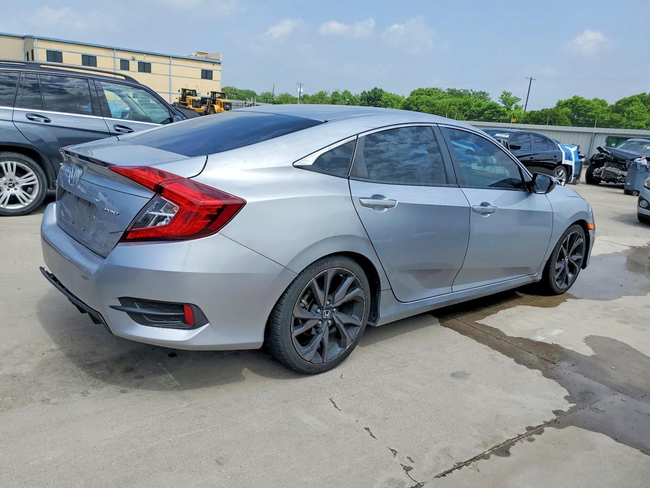 2019 Honda Civic Sport - Фото 3