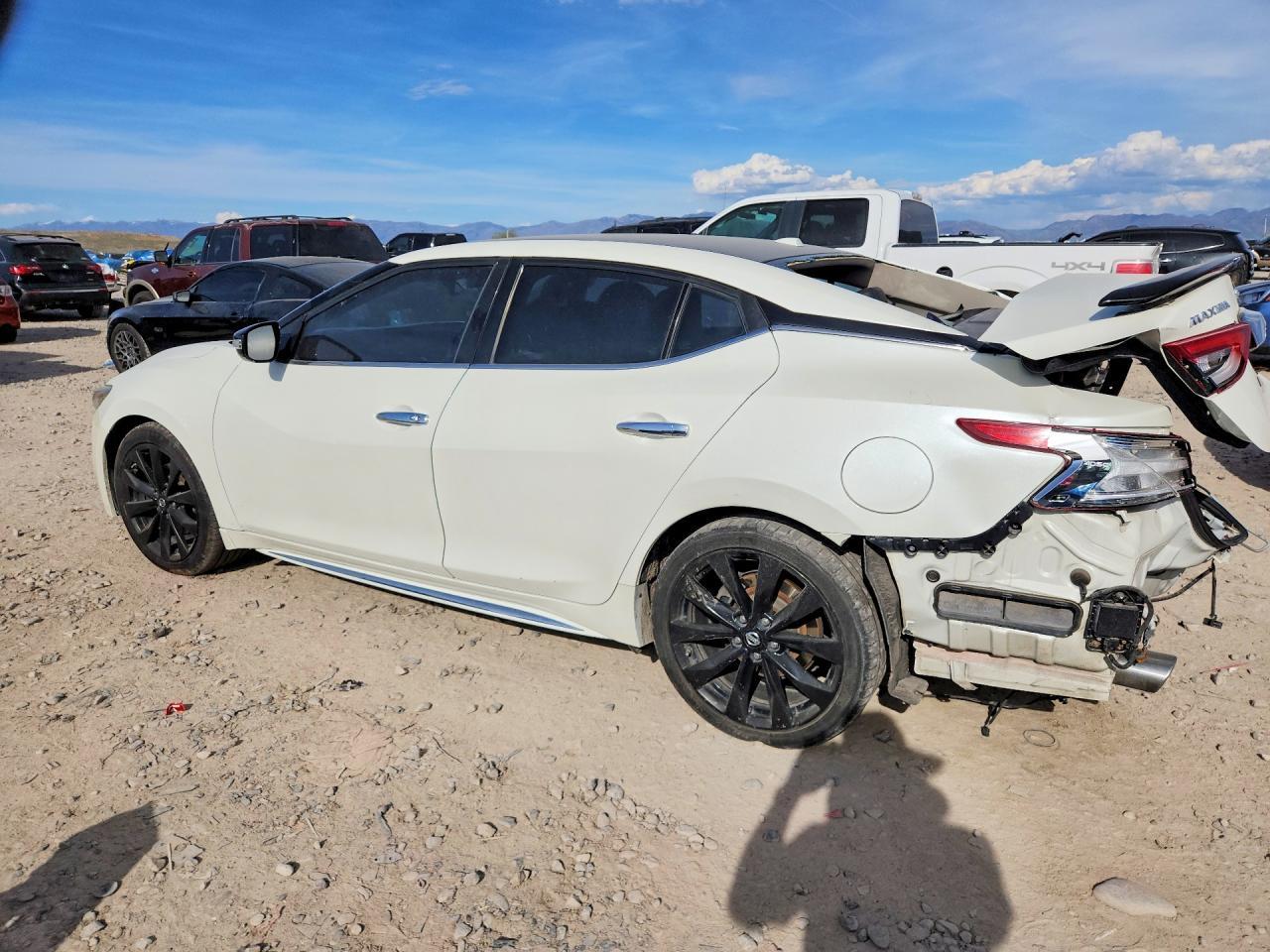 2017 Nissan Maxima 3.5 Sr - Image 2