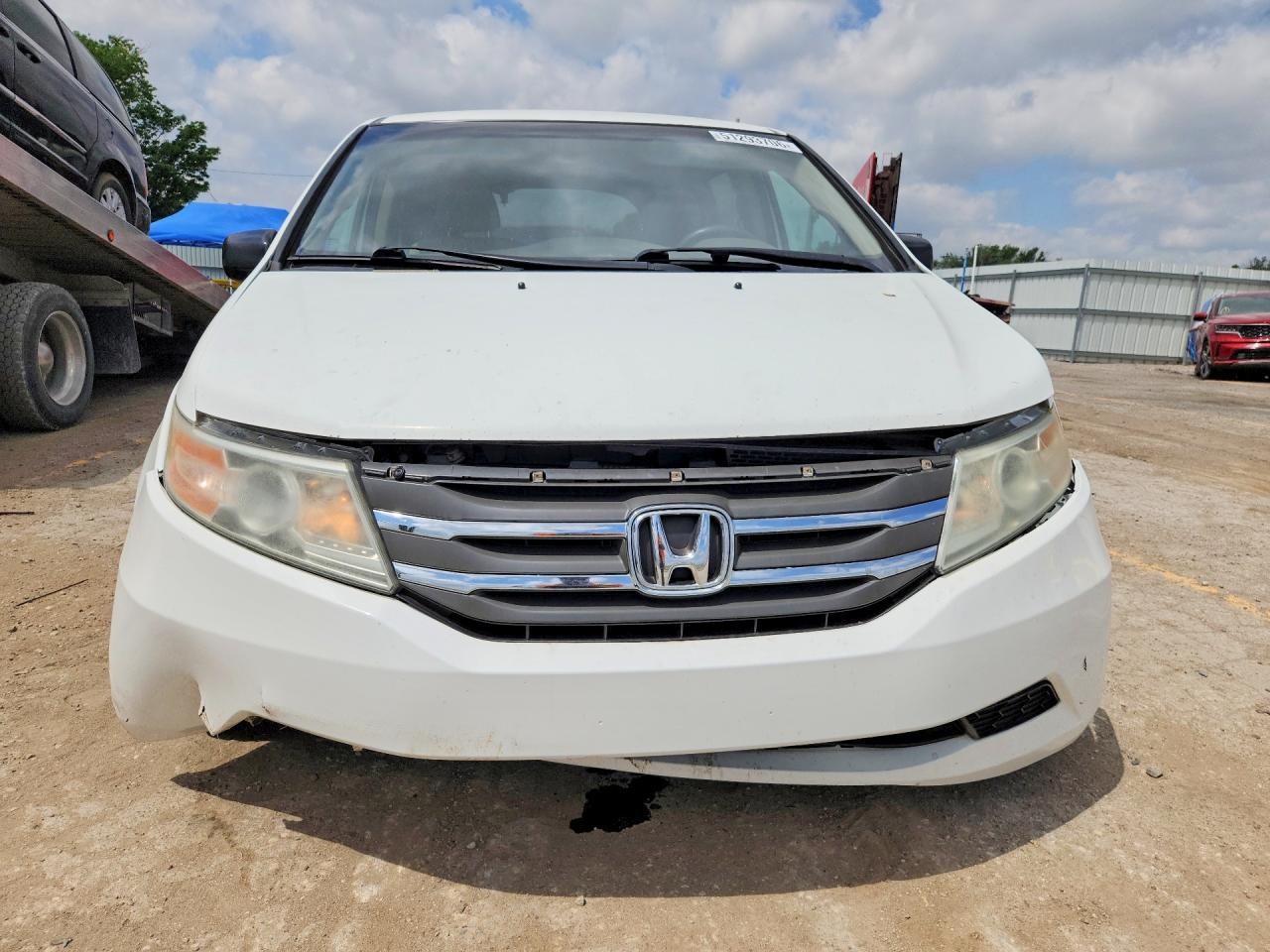 2013 Honda Odyssey Lx - Image 5