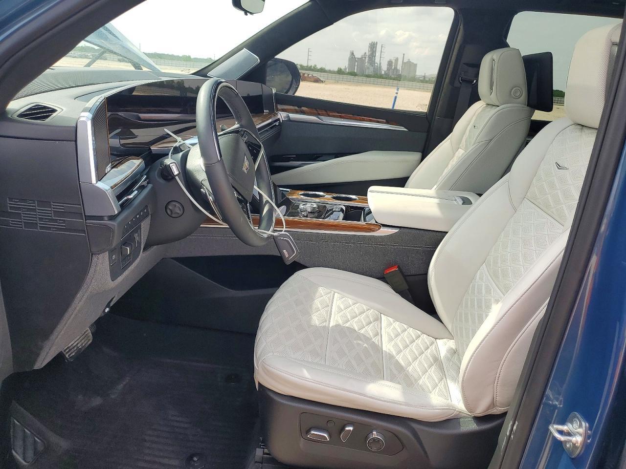 2025 Cadillac Escalade Sport Platinum - Фото 7