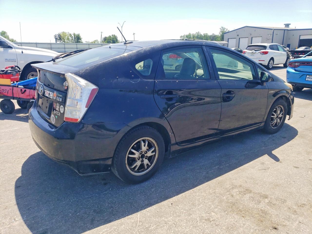 2011 Toyota Prius Four - Image 3