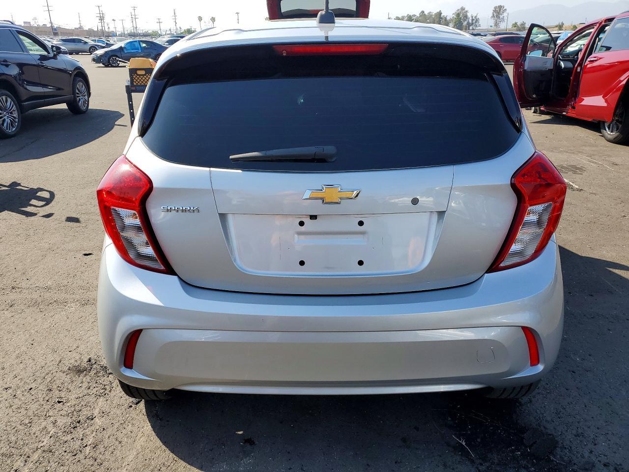 2020 Chevrolet Spark Ls - Фото 6