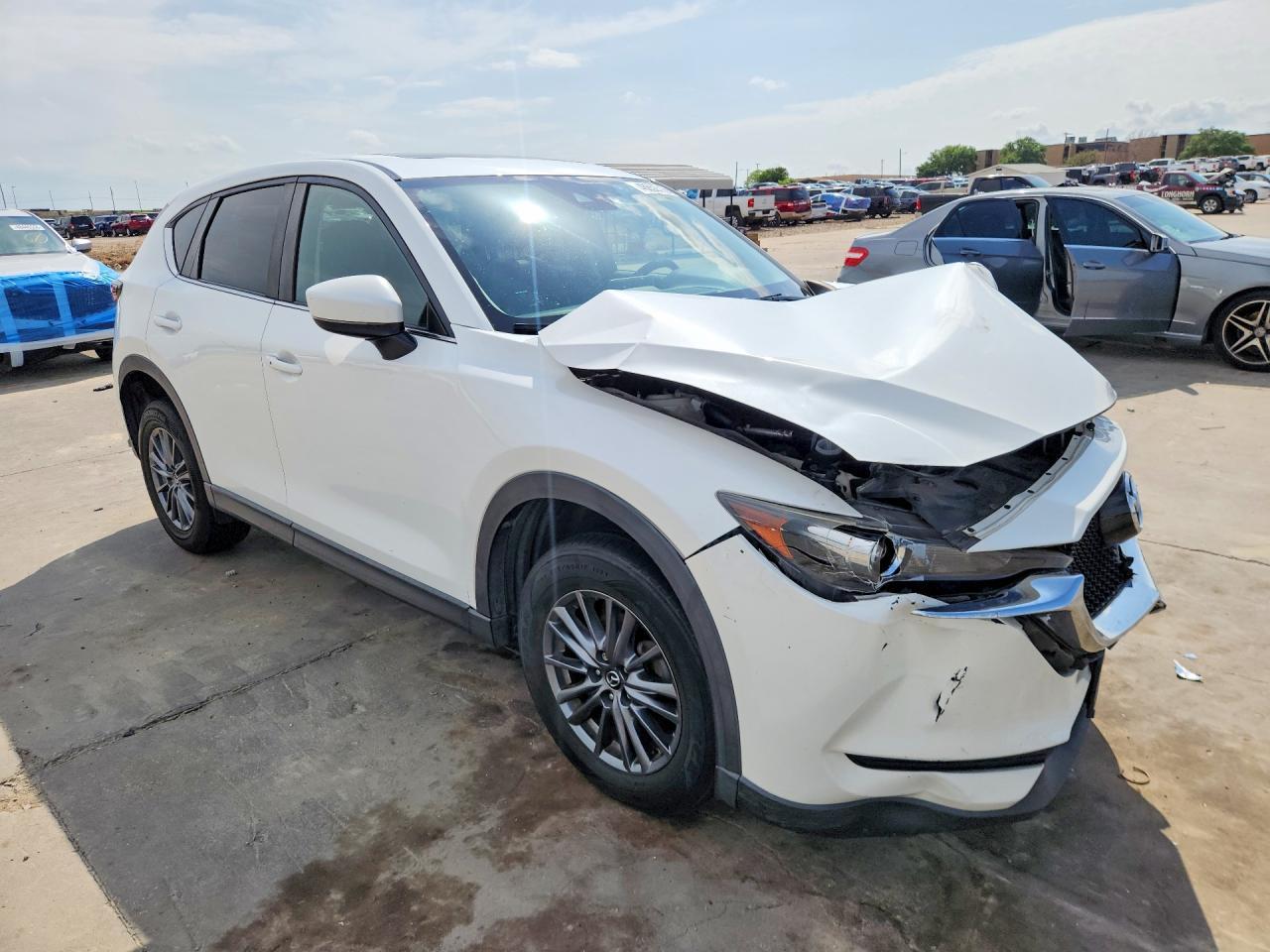 2017 Mazda Cx-5 Touring - Image 4