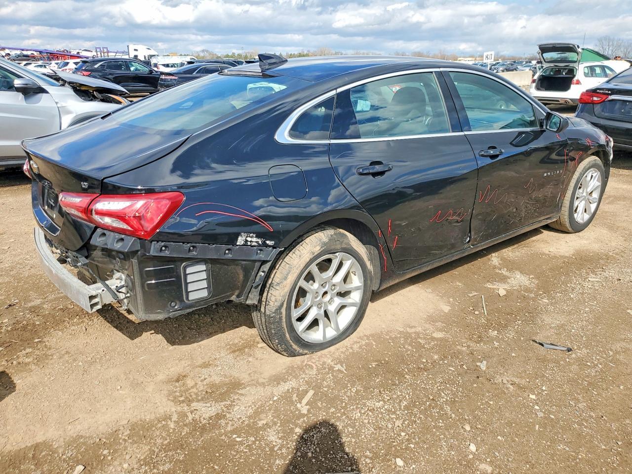 2020 Chevrolet Malibu Lt - Фото 3