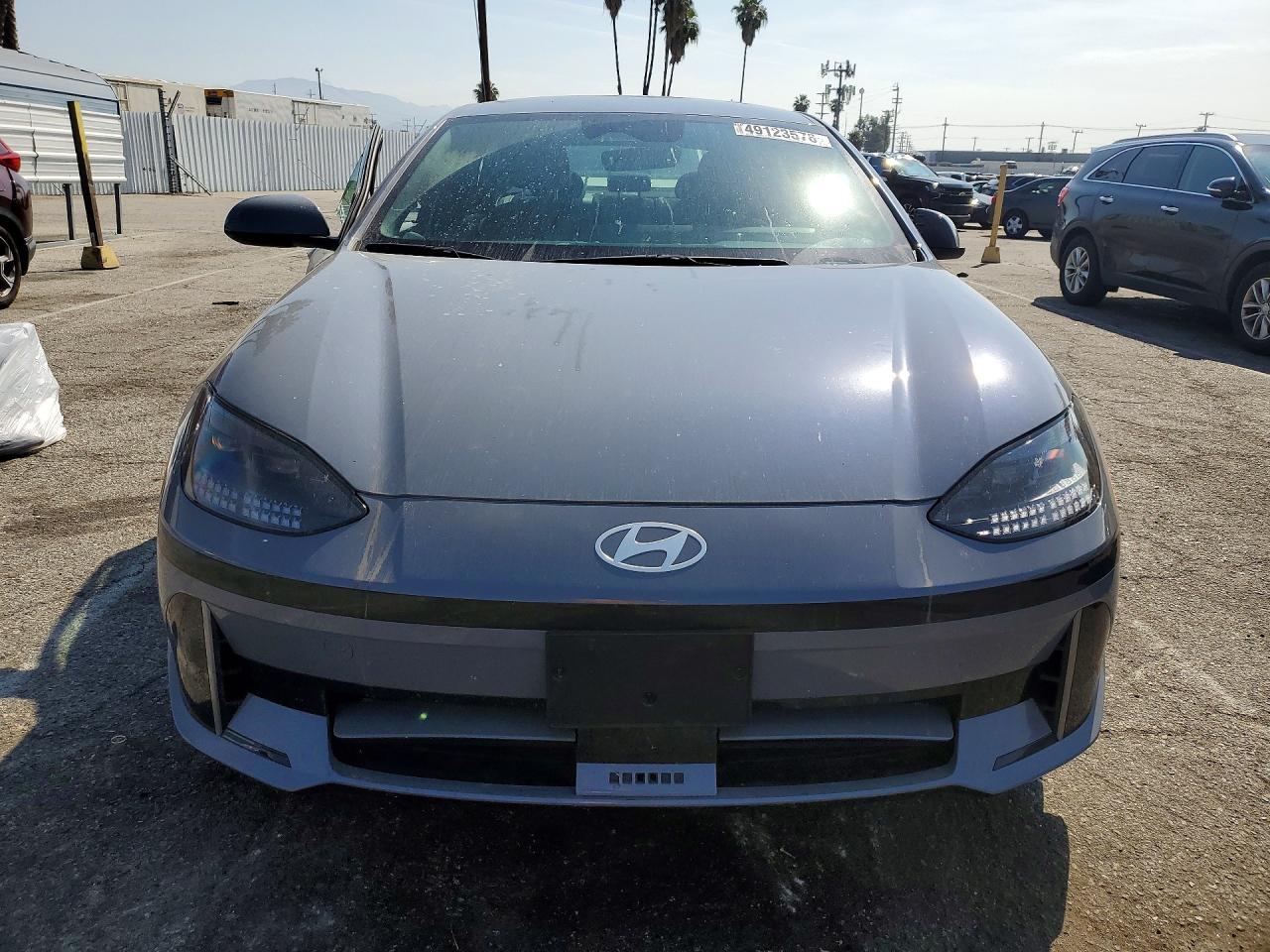 2025 Hyundai Ioniq 6 Se - Image 5
