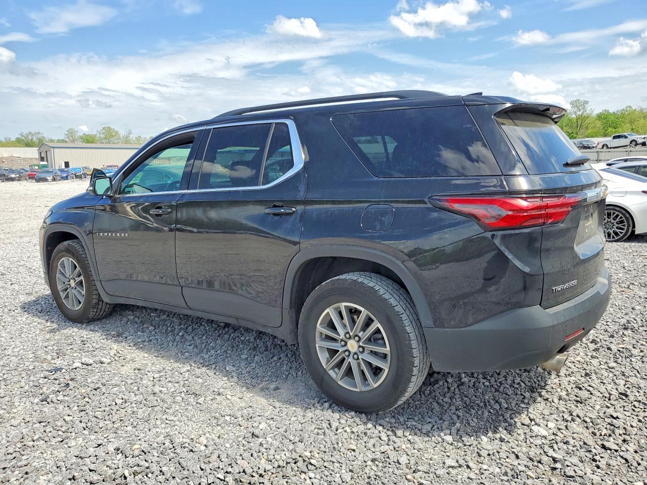 2022 Chevrolet Traverse Lt - Фото 2