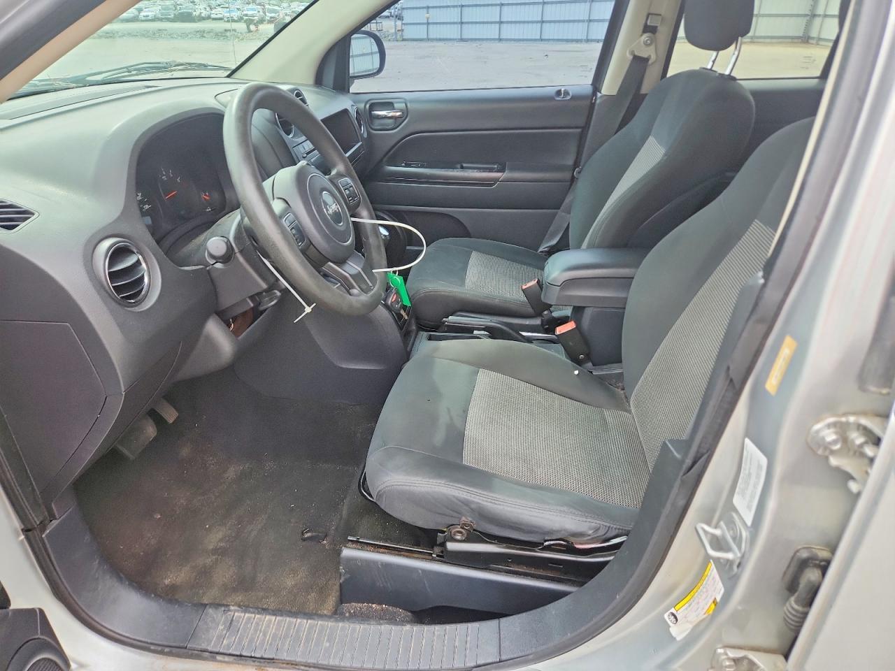 2011 Jeep Compass Sport - Фото 7