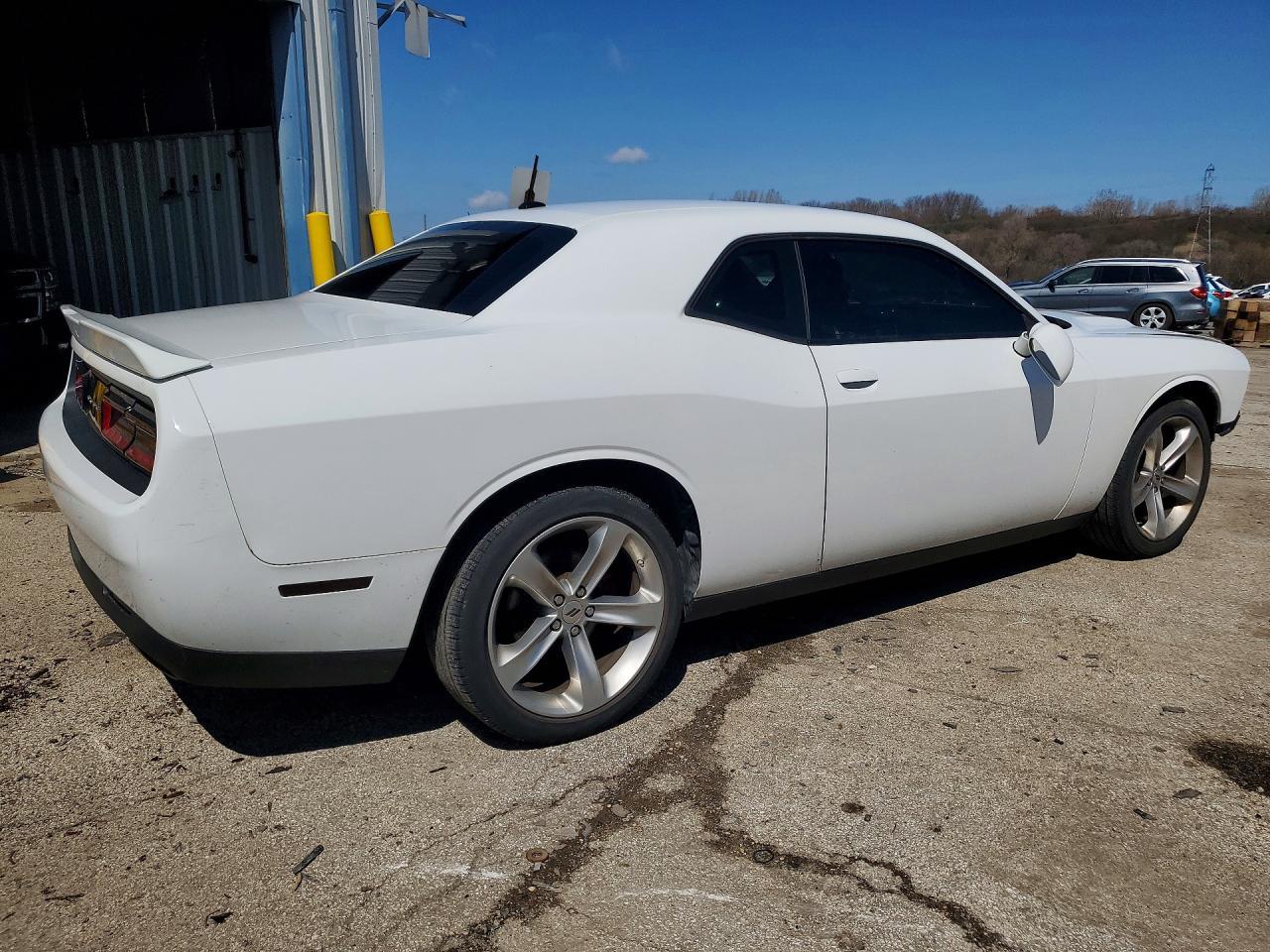 2018 Dodge Challenger Sxt - Image 3