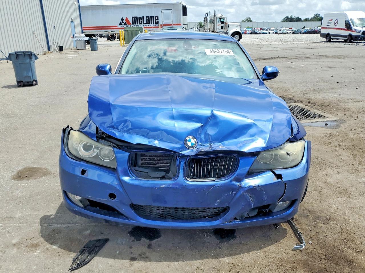 2011 BMW 335 Xi - Фото 5