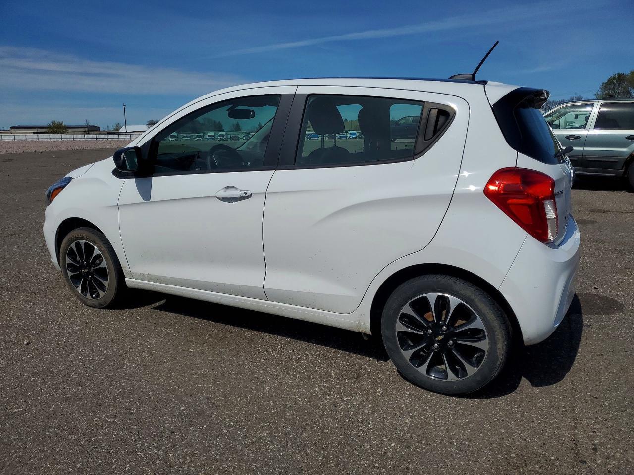 2022 Chevrolet Spark 1Lt - Фото 2