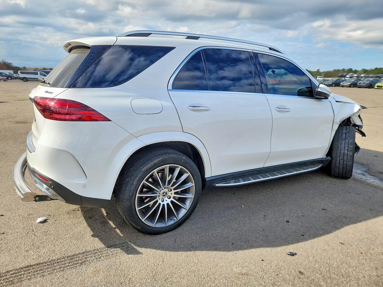 2024 Mercedes-Benz Gle 450E 4Matic - Фото 3