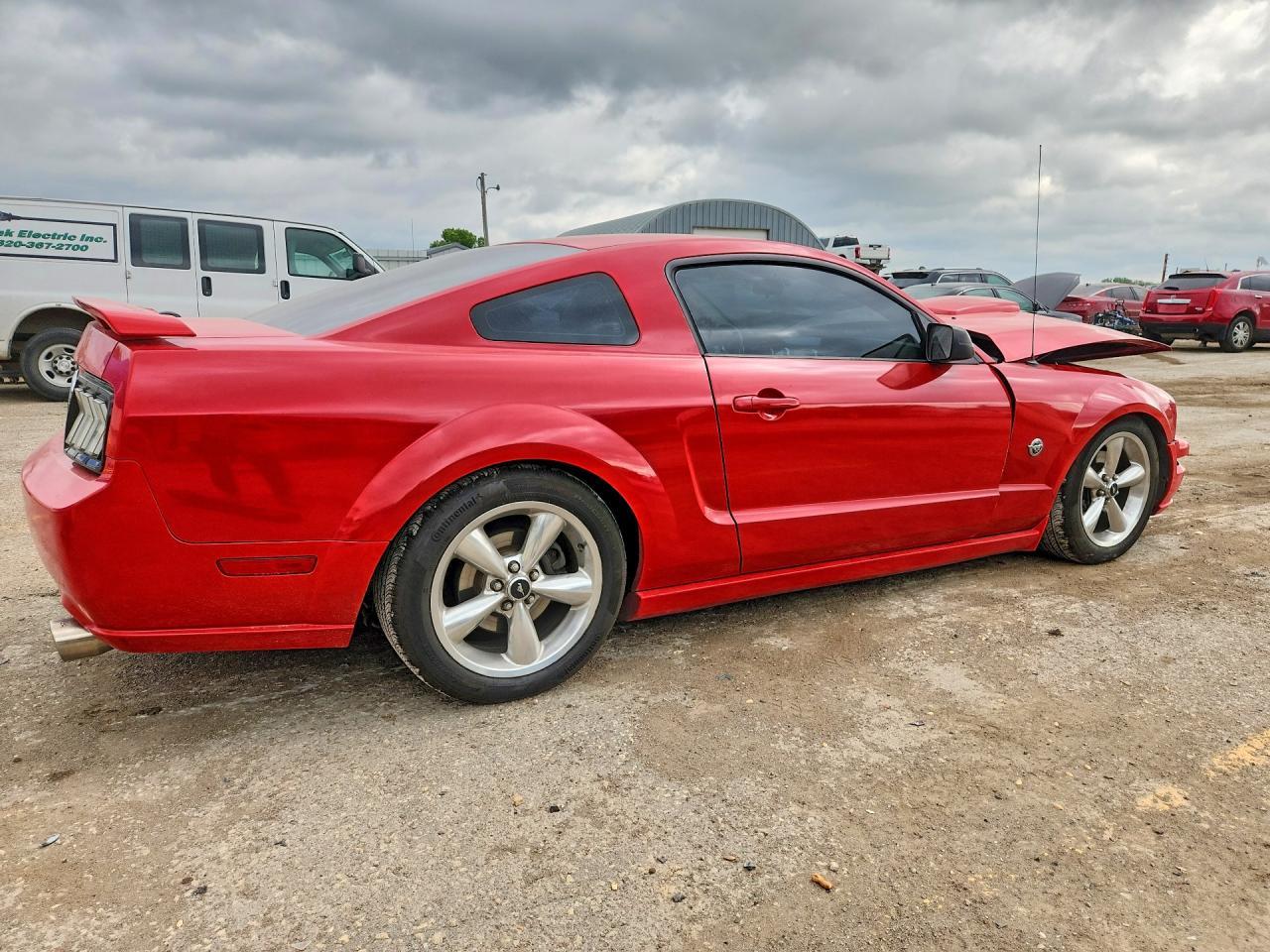 2009 Ford Mustang Gt - Фото 3