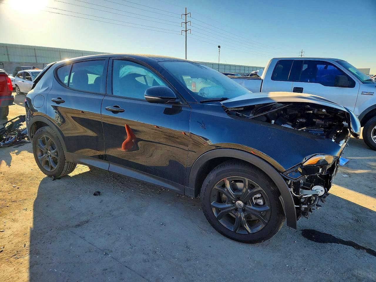 2025 Dodge Hornet Gt - Image 4