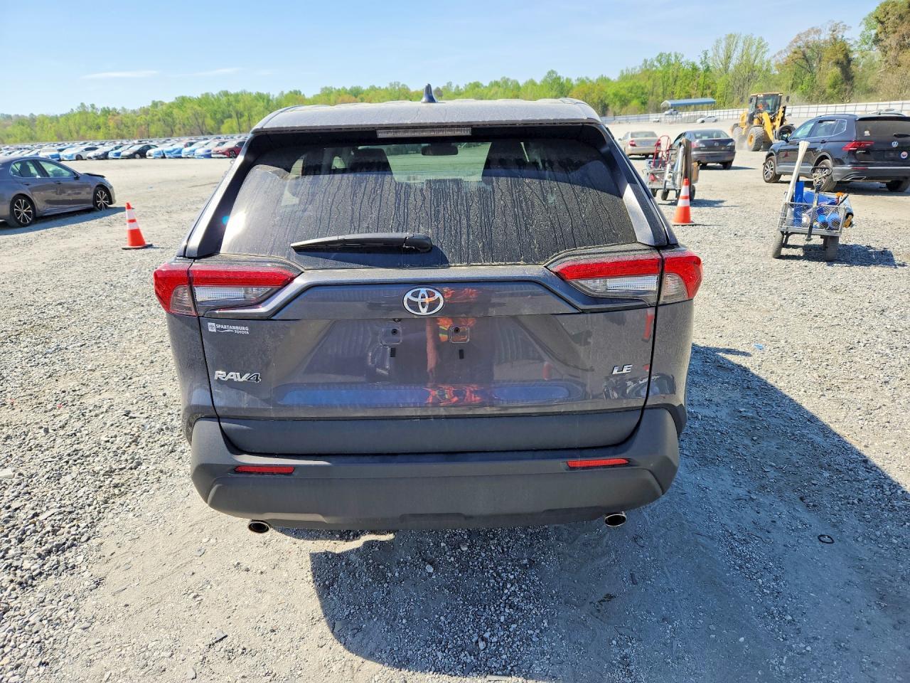 2025 Toyota Rav4 Le - Image 6