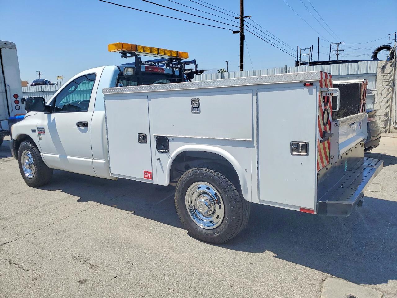 2008 Dodge Ram 2500 St - Фото 2