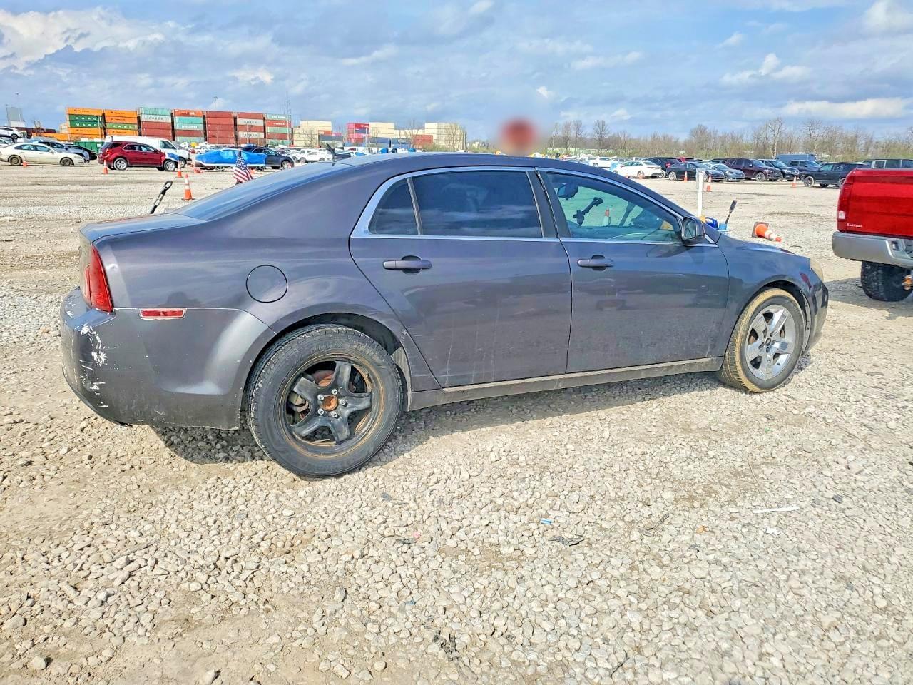 2010 Chevrolet Malibu 1Lt - Фото 3