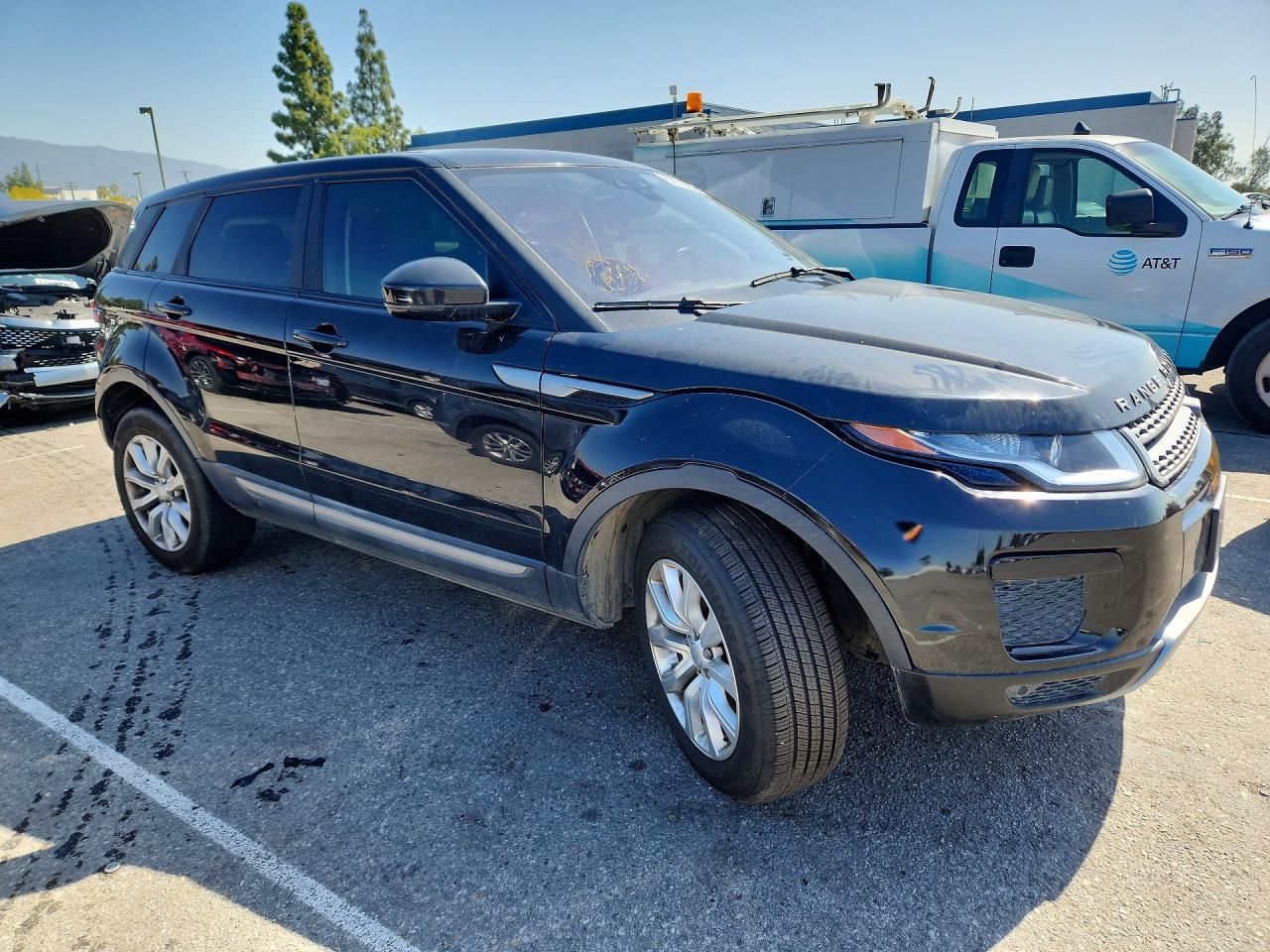 2017 Land Rover Range Rover Evoque Se - Фото 4
