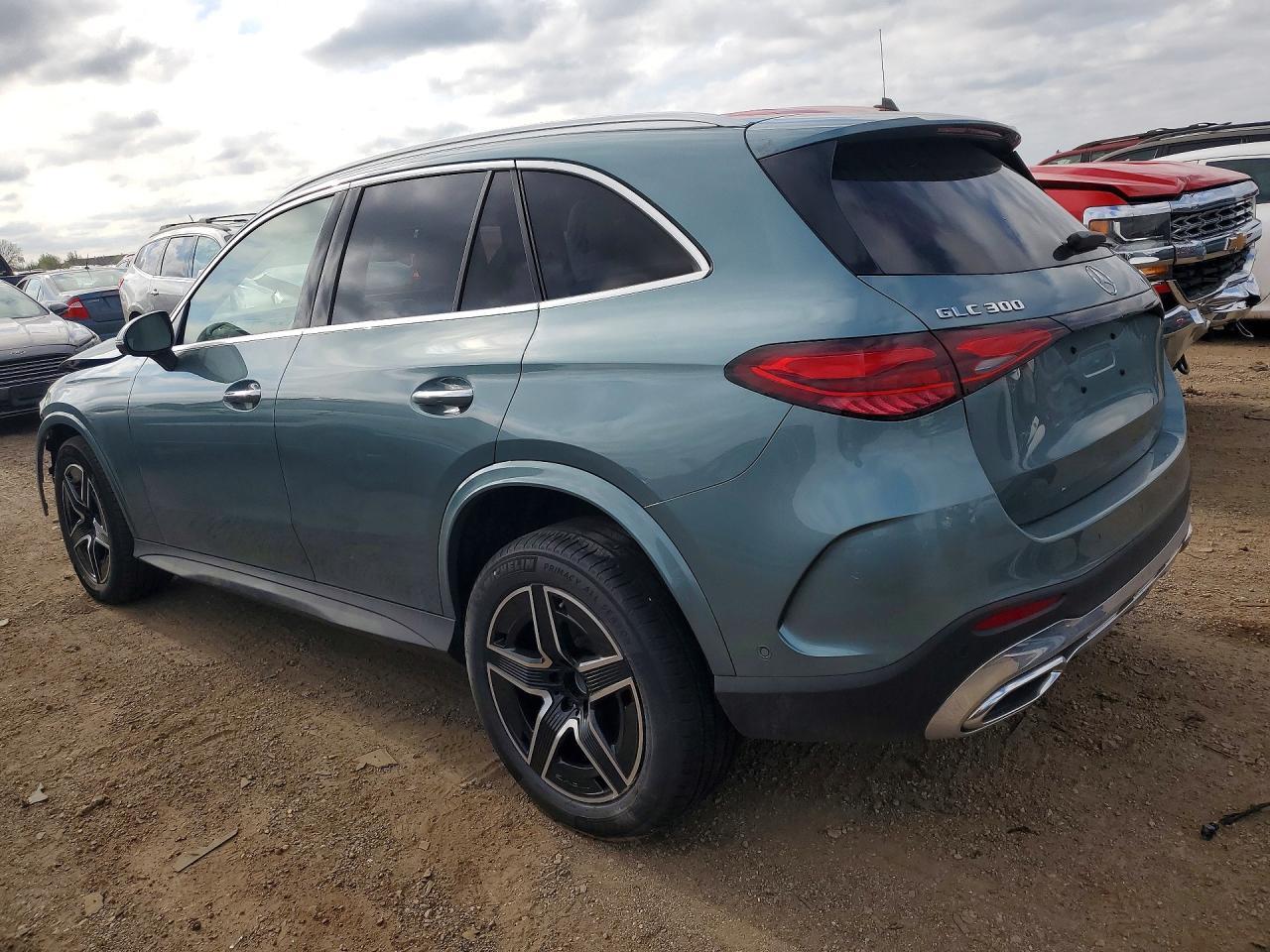2026 Mercedes-Benz Glc 300 4Matic - Image 2