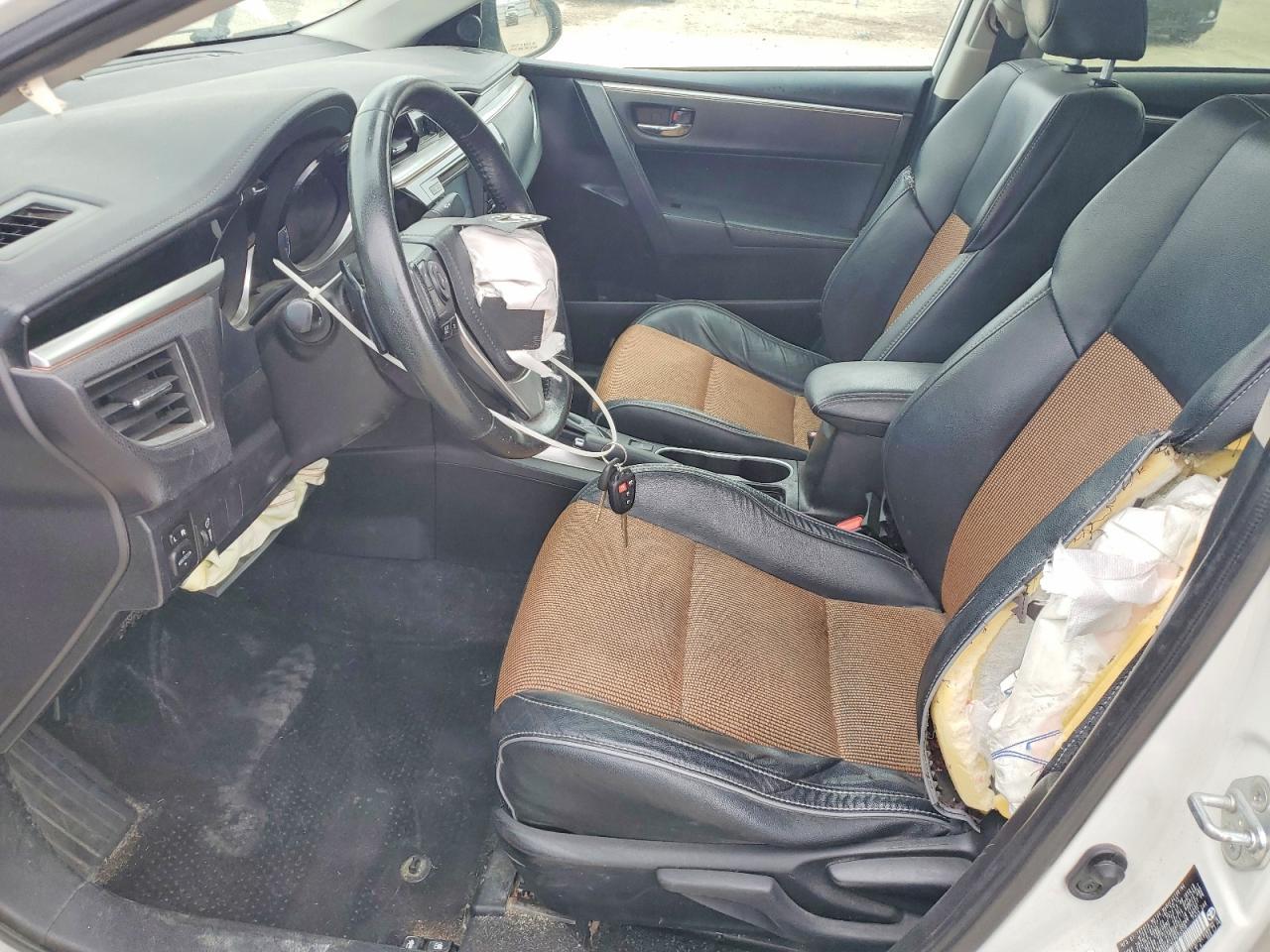 2014 Toyota Corolla S Plus - Image 7