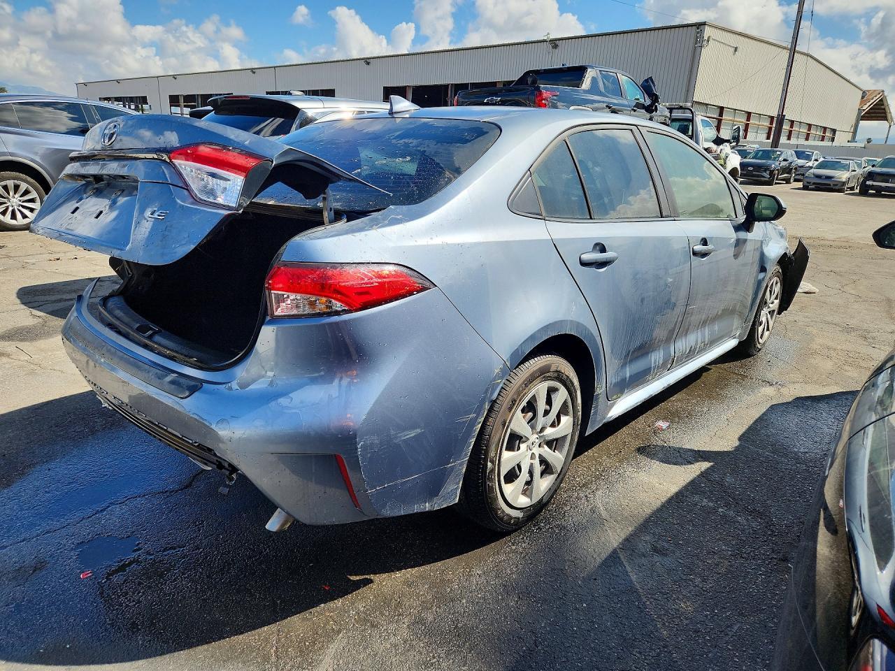 2020 Toyota Corolla Le - Image 3