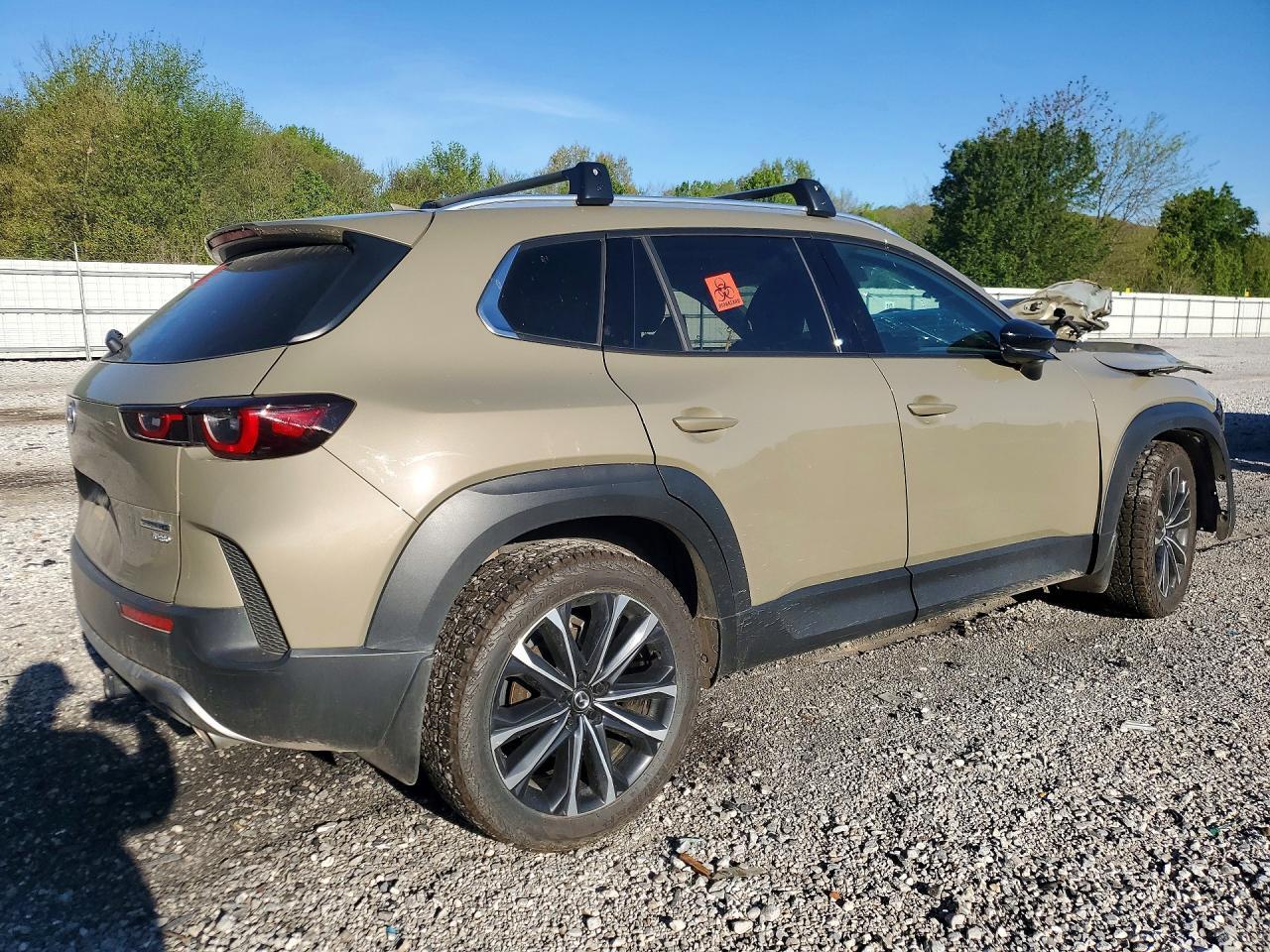 2024 Mazda Cx-50 Premium - Image 3