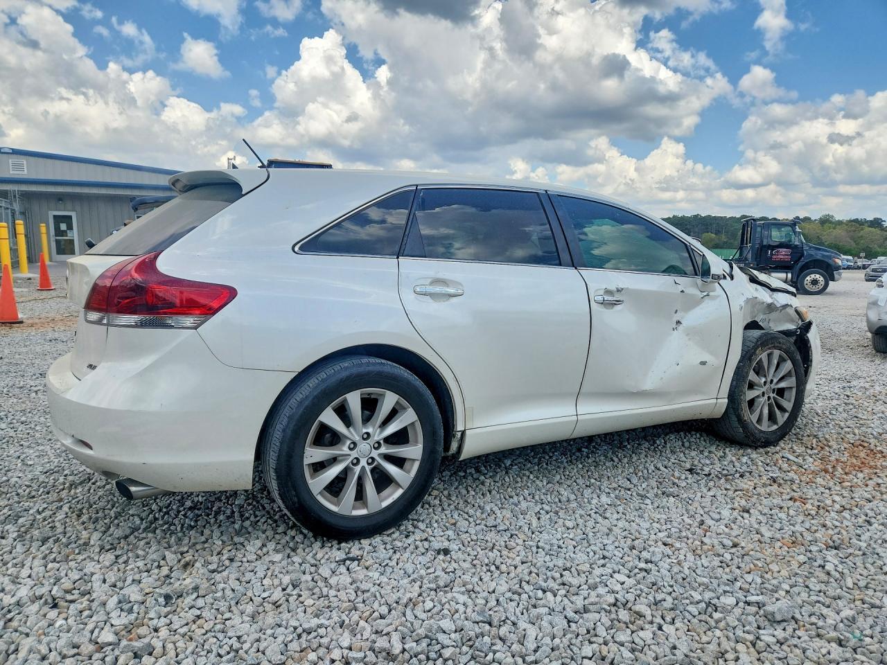 2015 Toyota Venza Xle - Фото 3