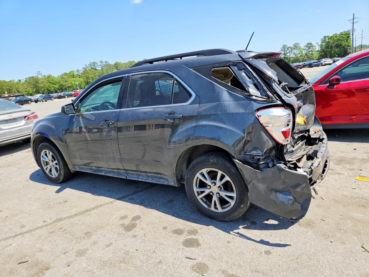 2017 Chevrolet Equinox Lt - Image 2